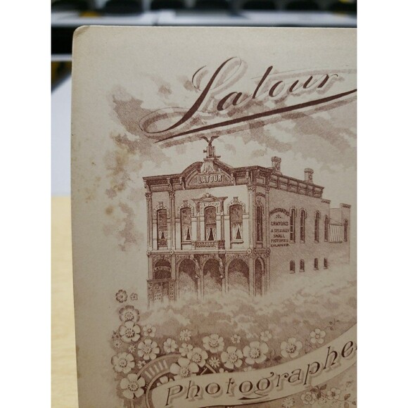 Antique Cabinet Card Photo c1880s Baby Infant LaTour Photographer Sedalia MO - Picture 5 of 15